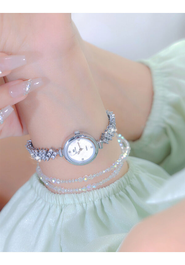 Mermaid Light Luxury Diamond Small Gold And Silver Chain Watch - Image 3