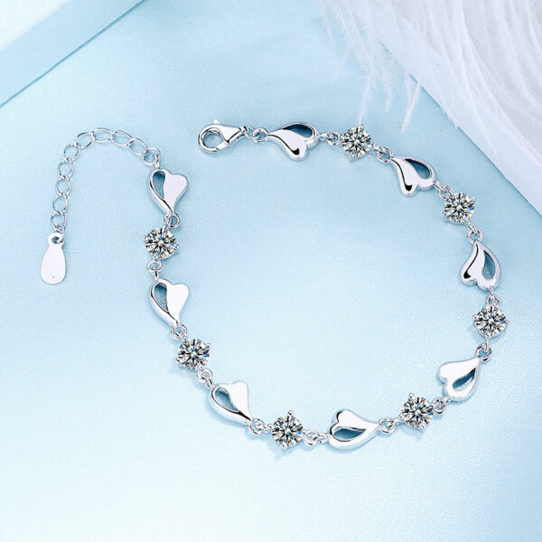 Women's Fashion Simple Heart Bracelet - Image 6