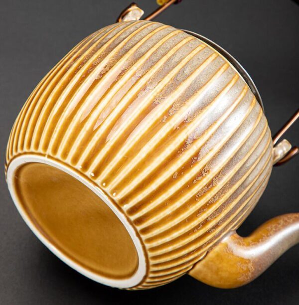 Large Capacity Japanese Style Simple Rib Ceramic Teapot - Image 5