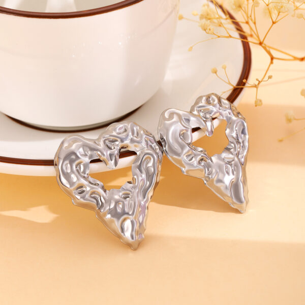 New Pleated Lava Hollow Heart-shaped Earrings Personality Exaggerated Love Earrings For Women Valentine's Day Jewelry - Image 9