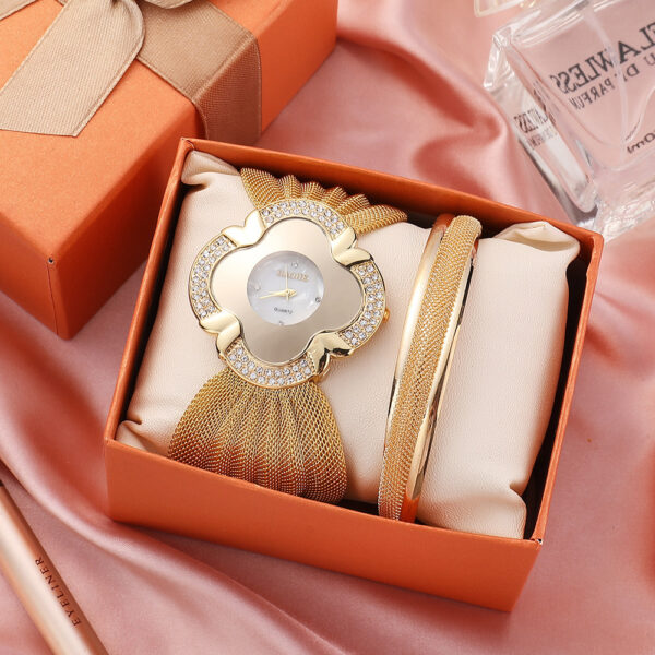 Flower Oval Broadband Gold Silver Mesh Strap Watch - Image 3