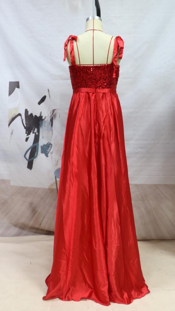 Women's Temperament Long Banquet Evening Dress Suspenders Sequined Large Skirt - Image 3