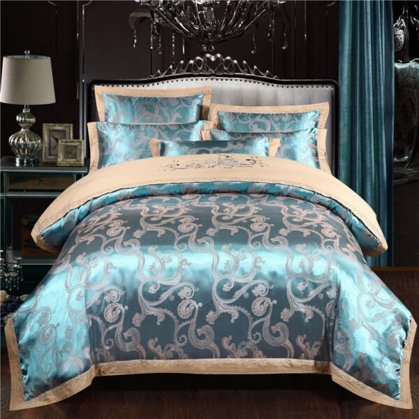 European Style Jacquard Cotton Embroidery Quilt Cover - Image 3