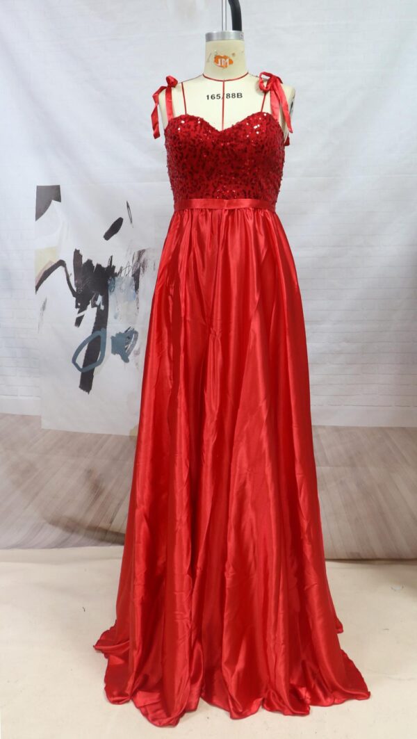 Women's Temperament Long Banquet Evening Dress Suspenders Sequined Large Skirt - Image 5