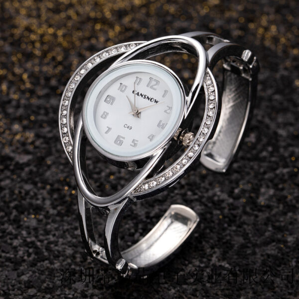 Fashion Temperament Ladies  Buckle Steel Band Quartz Bracelet - Image 5