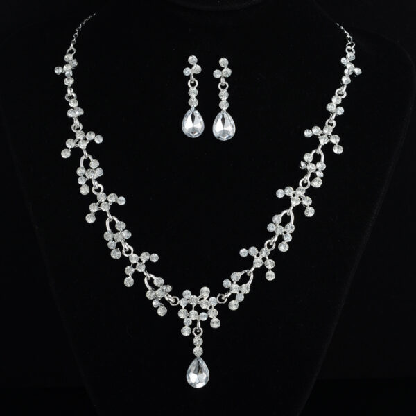 Bridal jewelry, necklace, earring set, wedding dress, jewelry accessories, fast selling pass - Image 4