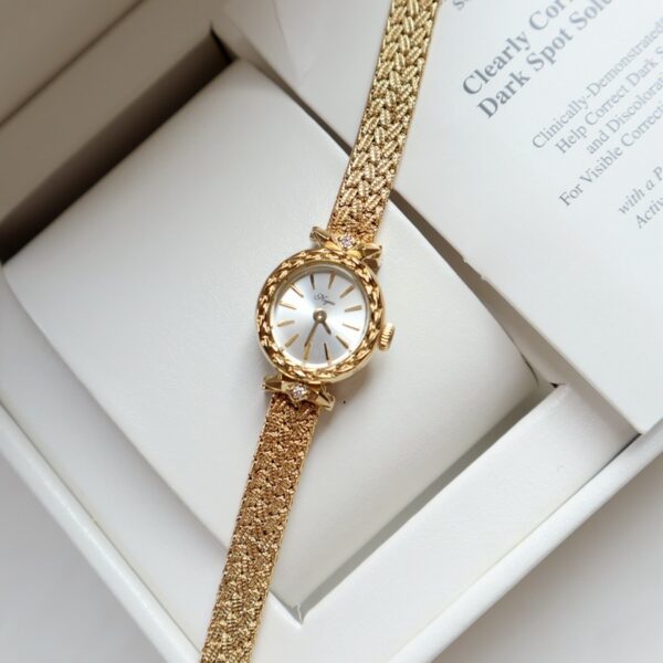 Simple Retro Special Interest Light Luxury Small Gold Women's Watch - Image 6