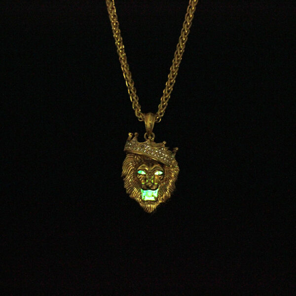 Europe and the United States selling diamond crown lion hip-hop luminous necklaces men Unisex gold-plated hiphop luminous Pendant - Image 4