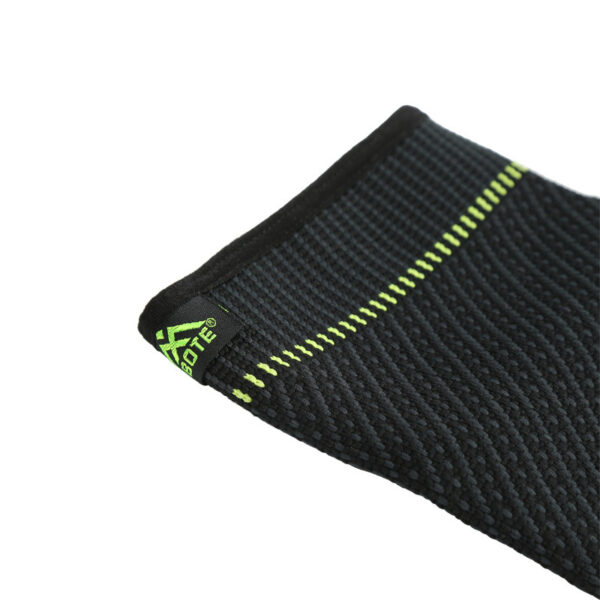 Sports shin guard - Image 3