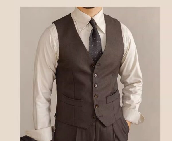 Retro Italian V-neck suit vest - Image 2