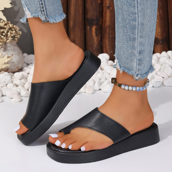 Thick-soled Clip Toe Flat Slippers Outdoor Summer Casual Solid Color Slides Shoes For Women - Image 4