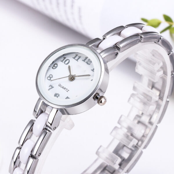 Women's Fashion Simple Diamond-set Bracelet Watch - Image 2