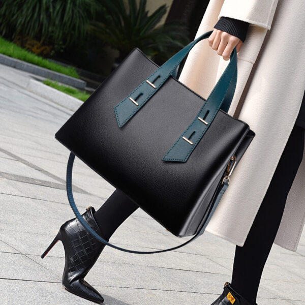 Simple Shoulder Messenger Handbag For Women - Image 9