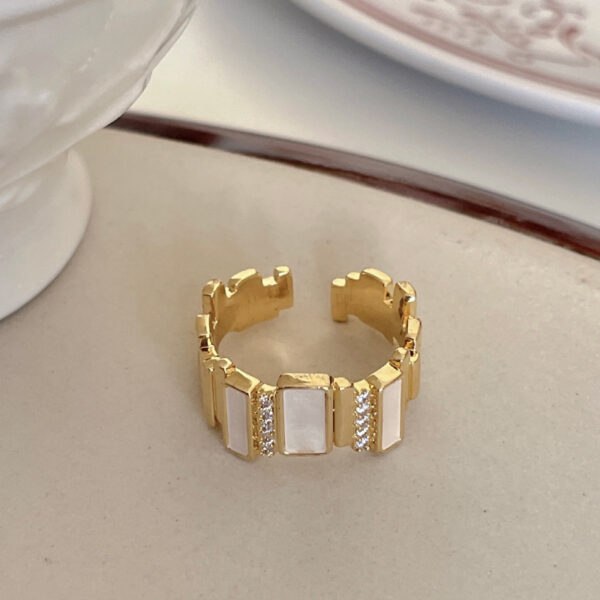 Retro 18K Gold Ring Women - Image 7