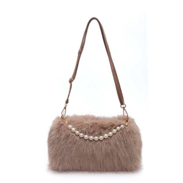 Autumn And Winter Fashion Shoulder Bags Pearl Chain Crossbody Bag Versatile Commuting Armpit Plush Female Bag - Image 9