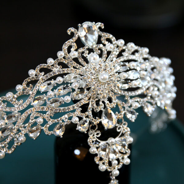 Baroque Bride Crown Fashion Headwear - Image 5