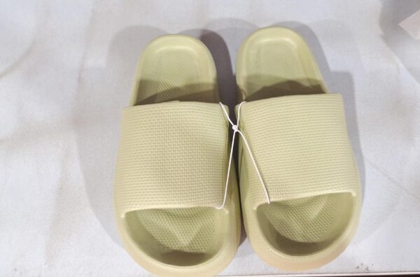 Soft Home Couple Slippers - Image 10