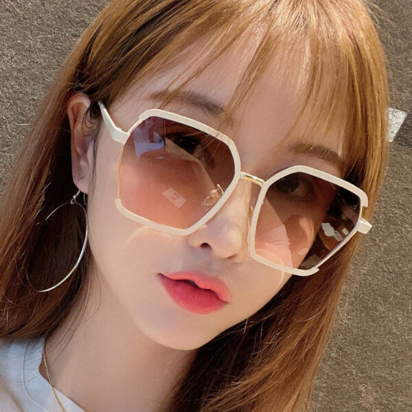 Ins Vintage Half-Frame Sunglasses Summer Oversize Metal Square Eyewear Uv400 Outdoor Sunscreen Women UV Protection Sunglasses - Image 6