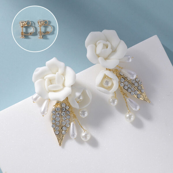 Ceramic Earrings With White Flowers - Image 4