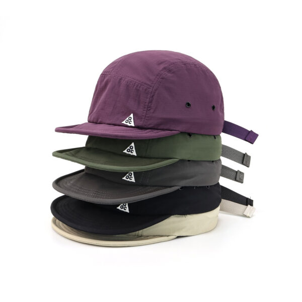 Outdoor Quick-drying Japanese Short Brim Embroidered Peaked Cap