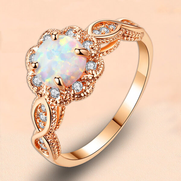 European And American Women's Fashion Resin Hollow Ring - Image 3