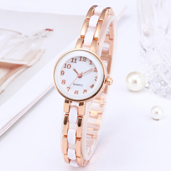 Women's Fashion Simple Diamond-set Bracelet Watch - Image 4