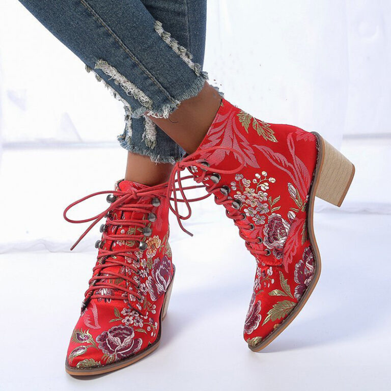 Embroidered women's short boots - Image 2