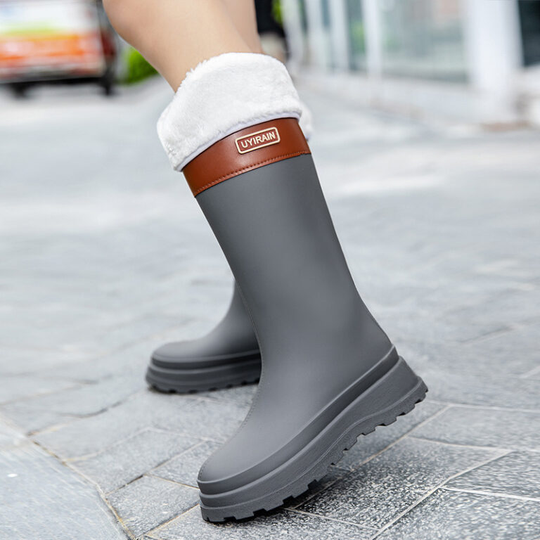 New High Tube Stylish Rain Boots Outdoor Waterproof - Image 6