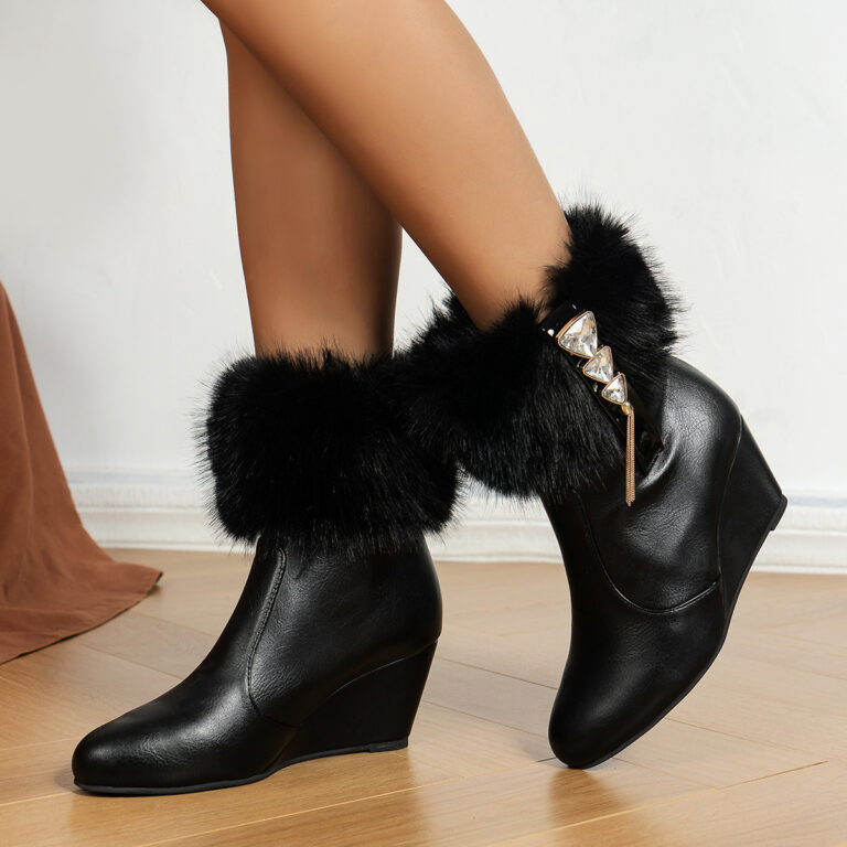 Women's Drill Buckle Plush Decoration Warm Wedge Mid-calf Boots - Image 5