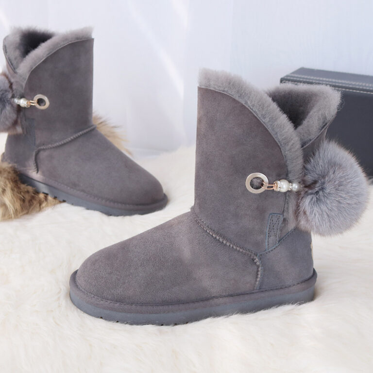 Sheepskin snow boots - Image 3