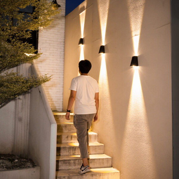 Solar Outdoor Corridor Waterproof Wall Lamp - Image 4