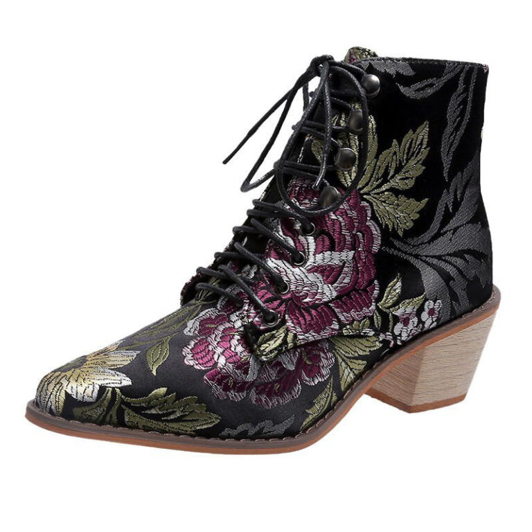 Embroidered women's short boots - Image 6