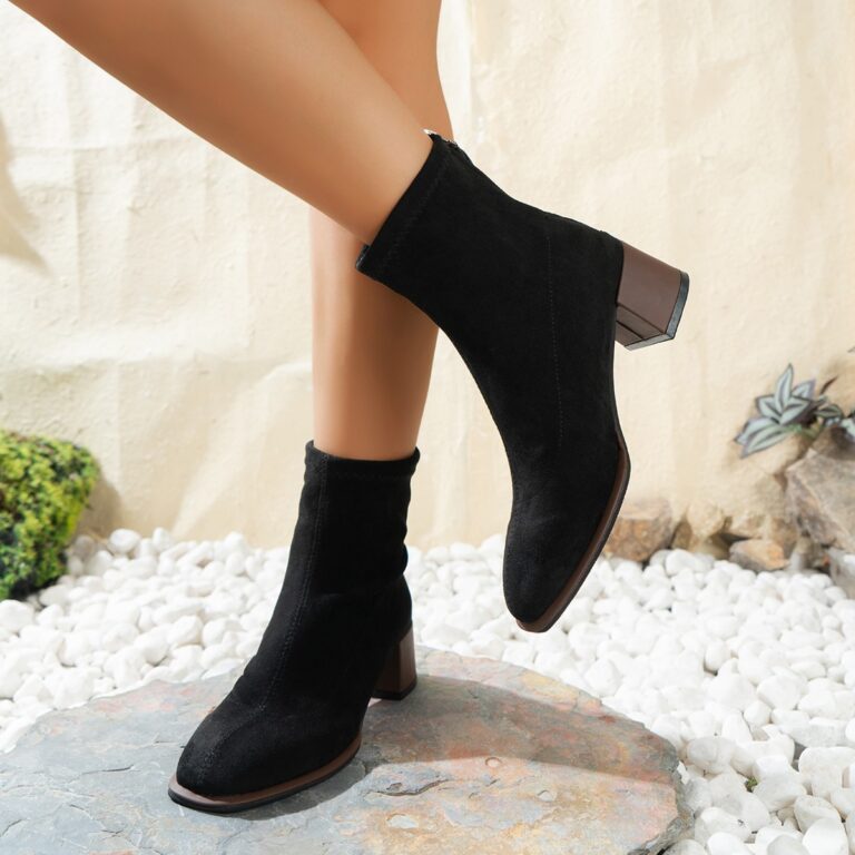 New Plus Size Autumn Round Head Chunky Heel Solid Color Women's Martin Boots - Image 2