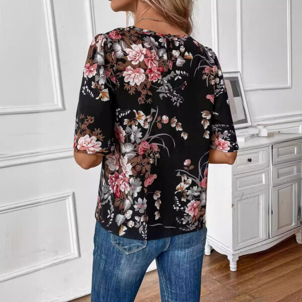 Ladies New Floral Print Short Sleeve Shirt - Image 10