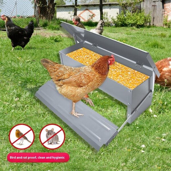 Pedal Type Chicken Feeding Trough Automatic Pet Feeder Chicken, Duck And Goose Feeding Trough