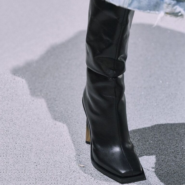 Square toe chunky heel mid boots - Image 6