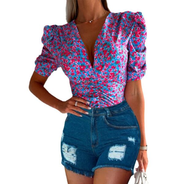 Casual Floral V-neck Puff Short Sleeve Knitted Women's Top T-shirt - Image 3