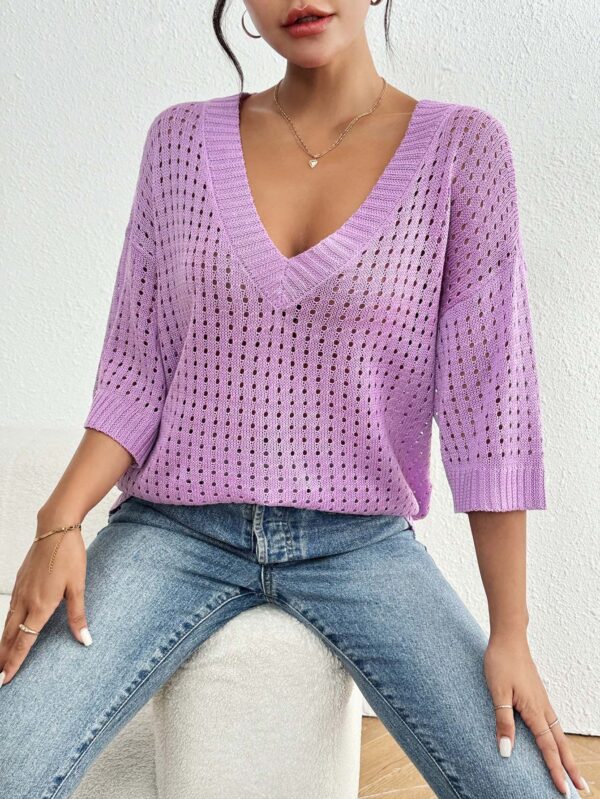 Top Women's Hollow Woven V-neck - Image 4