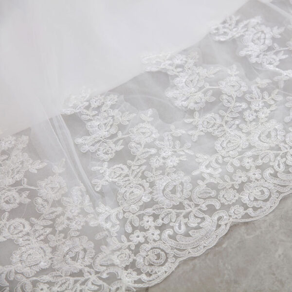 High Waist White Temperament Dream Lace Mid-waist Long Tail V-neck Wedding Dress - Image 5