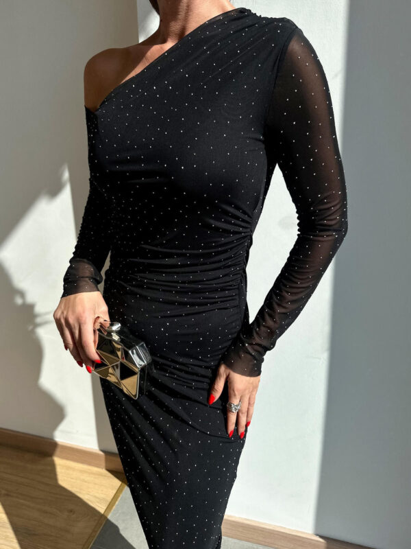 Off-the-shoulder Long-sleeved Diamond Dress - Image 3