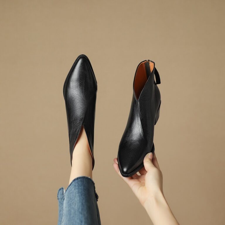 Women's Pointed-toe Retro Cowhide Ankle Boots - Image 5